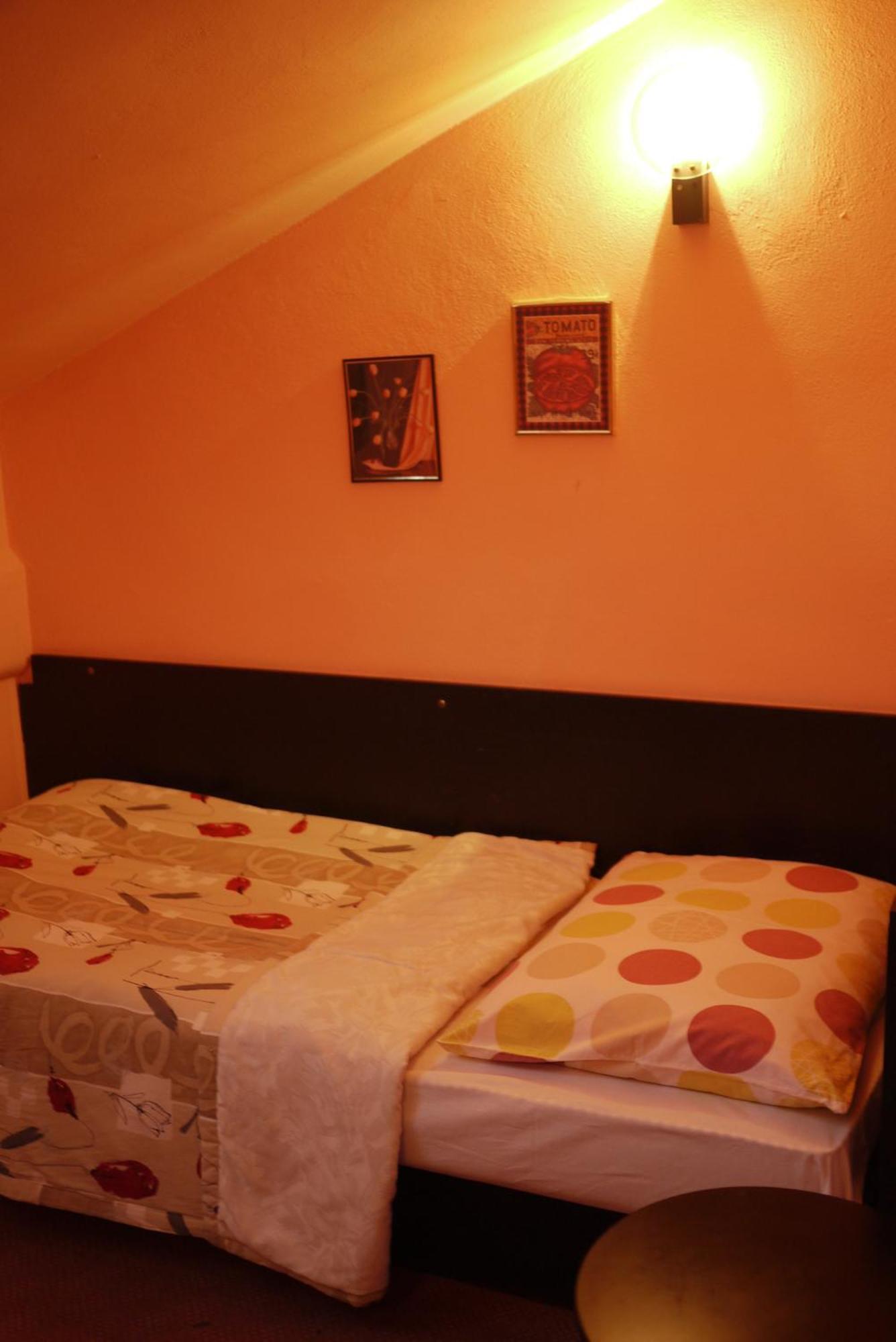 Penzion Tilia Levice Esterno foto